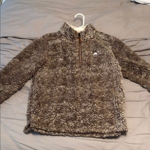 southern shirt co. fuzzy pullover!